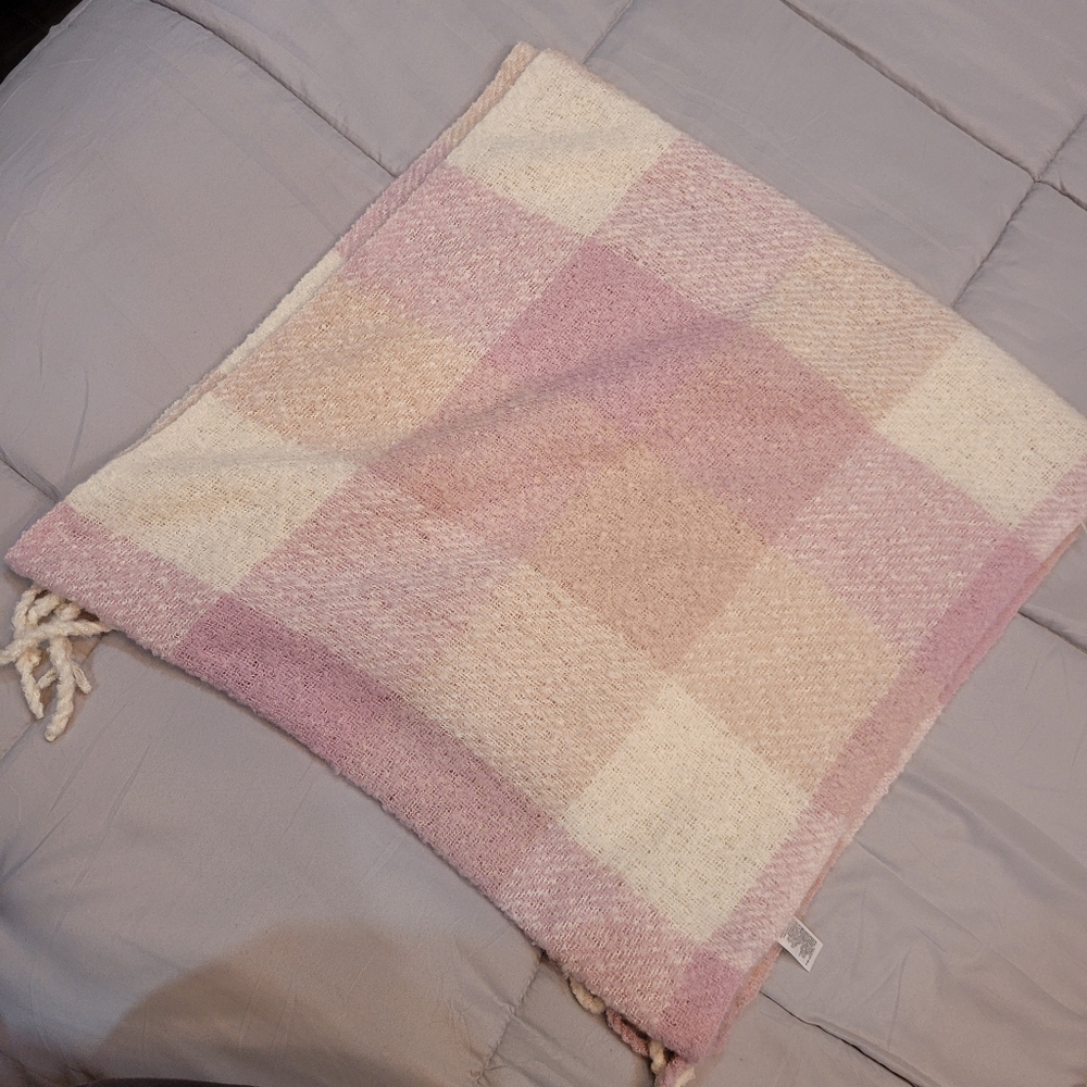 BNWT Old Navy Scarf